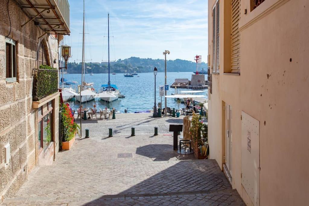 #40 Bright Sea View Suite For 6 2Mins Walk Port & Sea ヴィルフランシュ・シュル・メール エクステリア 写真
