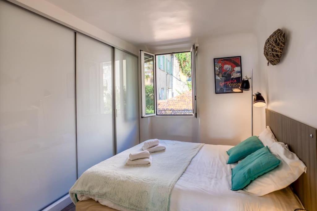 #40 Bright Sea View Suite For 6 2Mins Walk Port & Sea ヴィルフランシュ・シュル・メール エクステリア 写真
